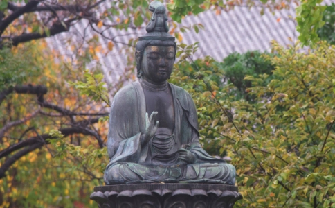 色不異空和色即是空的區別是什麼？