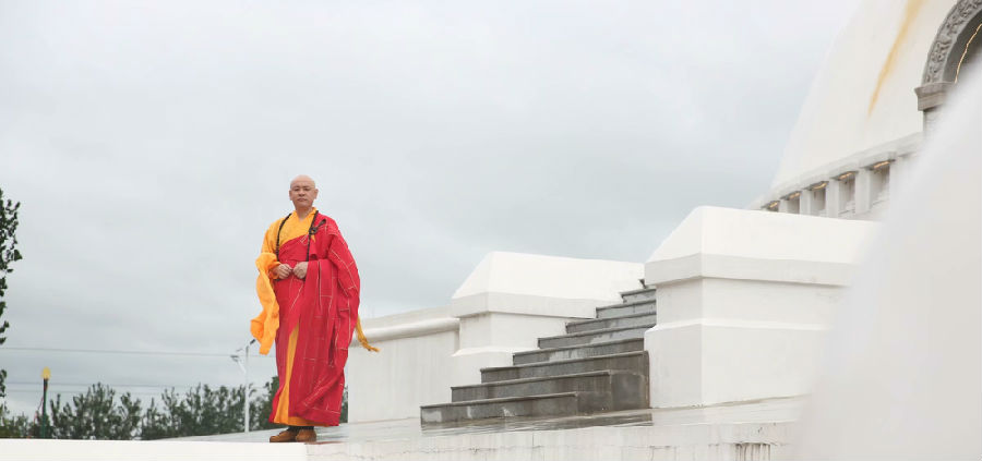 宏圓法師：如來說有我者，則非有我，而凡夫之人，以為有我