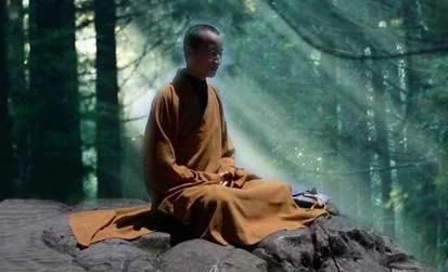 印光大師：世尊拈花，迦葉微笑，無需言語，便與佛心心相印！