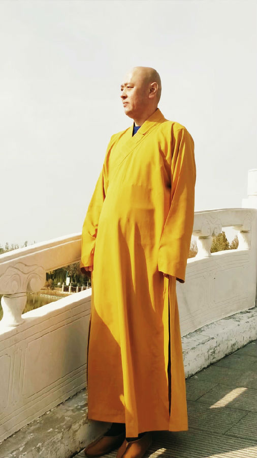 宏圓法師：畫像雖兒戲，以此向佛心，漸漸積功德，必成無上果