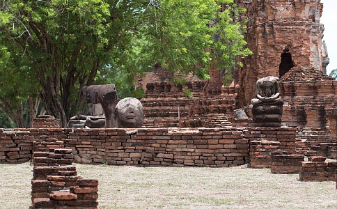 修凈土是否著重在孝道？地藏經可以作為凈土助修的經典？