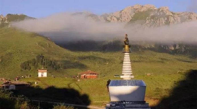 獨尊湛現：佛法與世間法，是不可分開的，本是一體