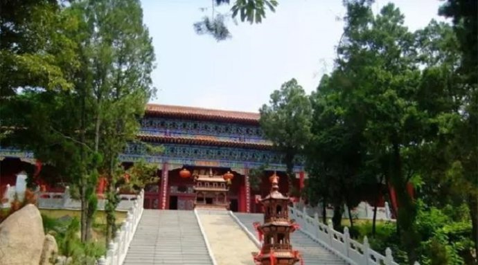 獨尊湛現：塵世間的一切，皆由這顆心為主體