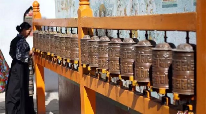 獨尊湛現：坐禪，必須要徹底地清除內心的污垢