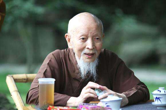 昌臻法師：高僧百解033 念佛怎樣才能達到一心不亂？