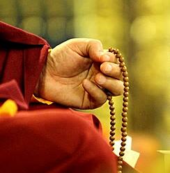 加持念珠咒的修學方法