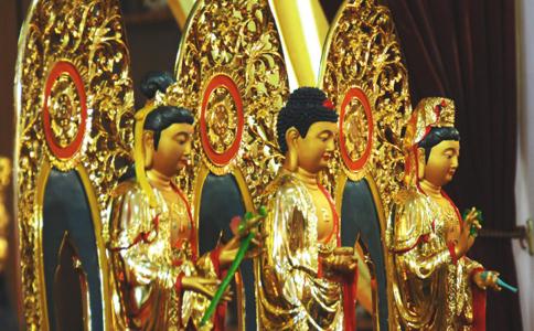 臨危不懼，念佛不止