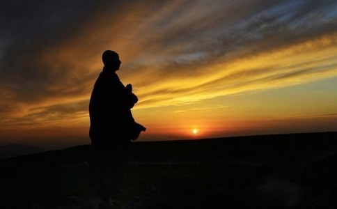 在家修行之何謂專修與雜修？