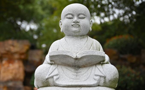 剛念經時聲音響亮且快，後來就沒有了，為什麼？