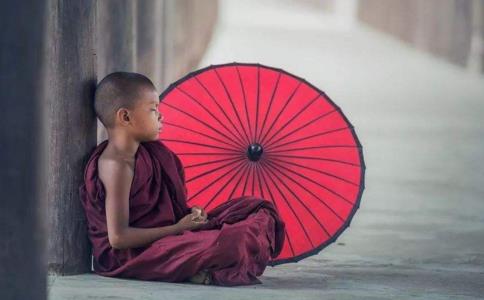 七歲神童五次投胎五個家庭，終出家悟道