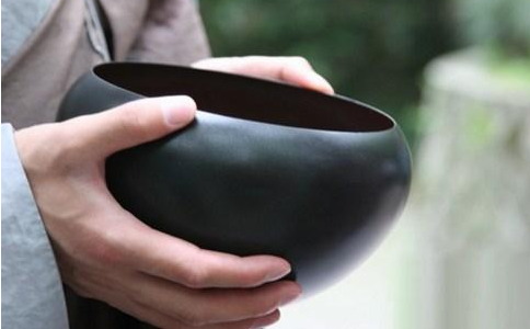 三年不吃飯的出家人