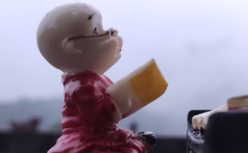 可以在洗手間看佛經嗎？