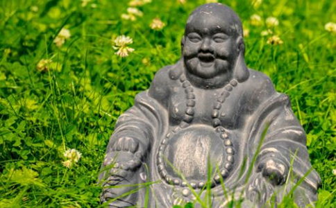 修行是快樂的，不要被著相困擾而不得自在