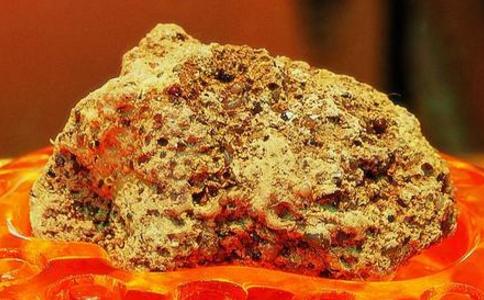 佛頂真骨：智慧圓滿的結晶