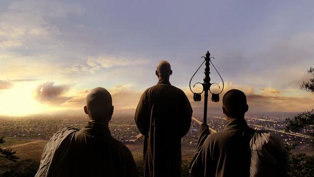 三菩薩示現戒賢法師，為玄奘等待三年