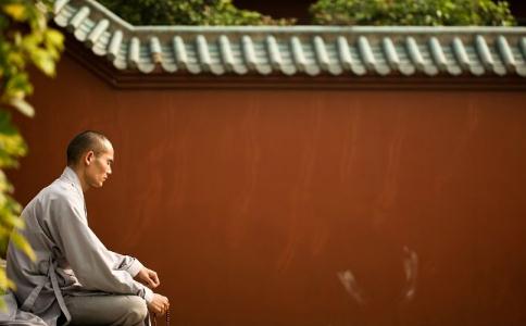 悟不在坐，亦不離坐