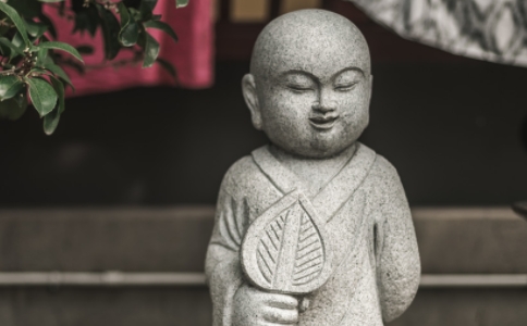 怎樣做才能感化家人一起聽聞正法？