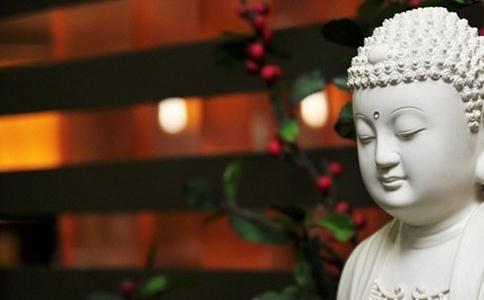 阿難尊者是最後證得果位，因何跟彌陀同時顯現？